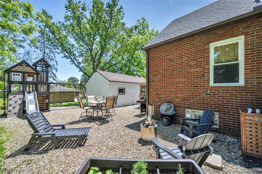 2834 W Wallings Road Broadview Heights OH 44147