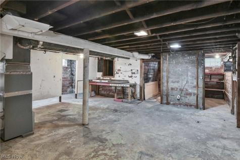 4545 Broadale Road Cleveland OH 44109