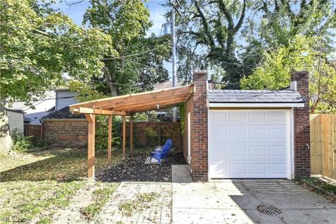 4545 Broadale Road Cleveland OH 44109