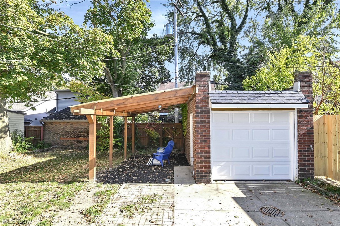 4545 Broadale Road Cleveland OH 44109