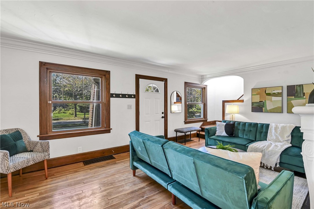 4545 Broadale Road Cleveland OH 44109
