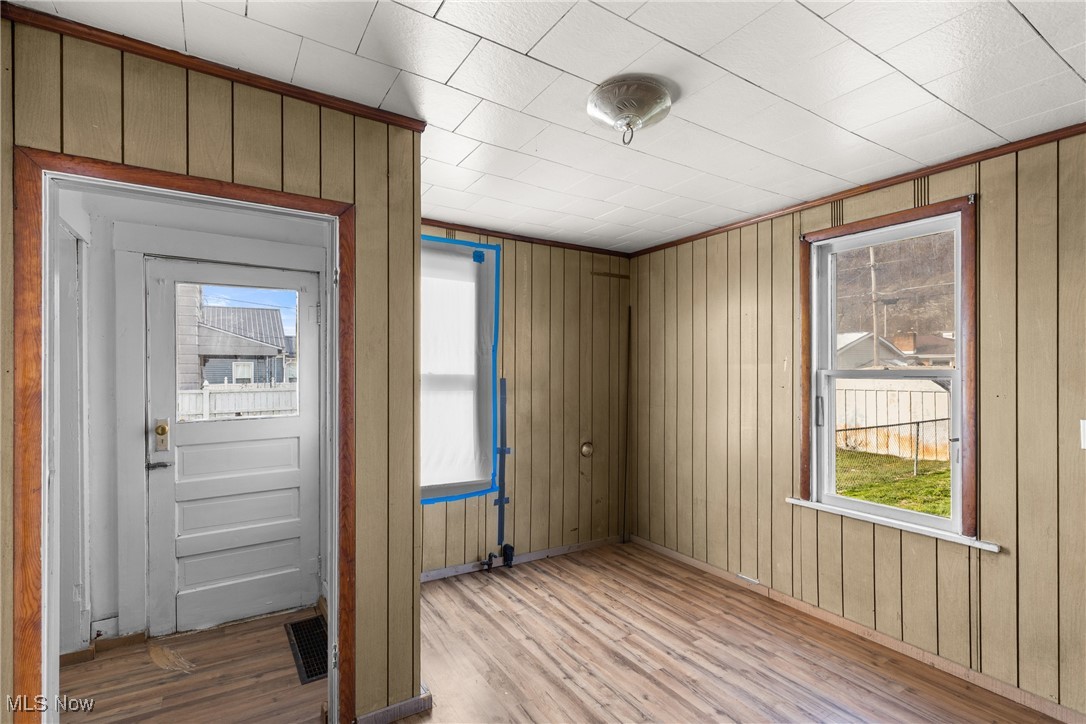 515 Walden Avenue Tiltonsville OH 43963