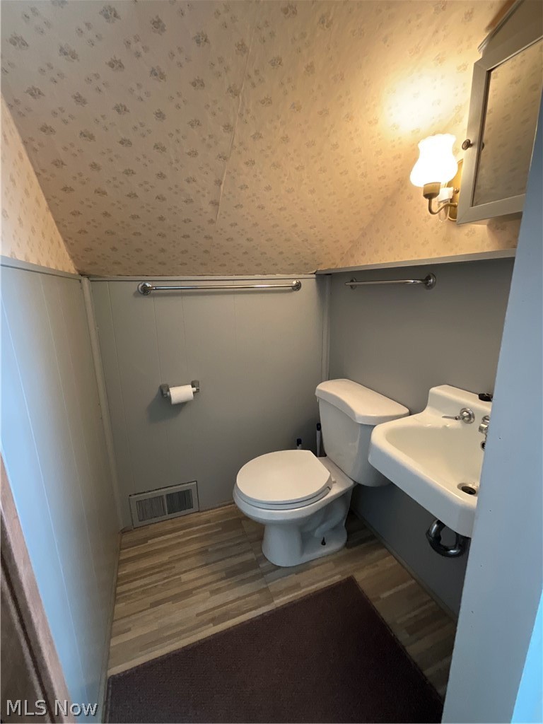 54 Melbourne Avenue Boardman OH 44512
