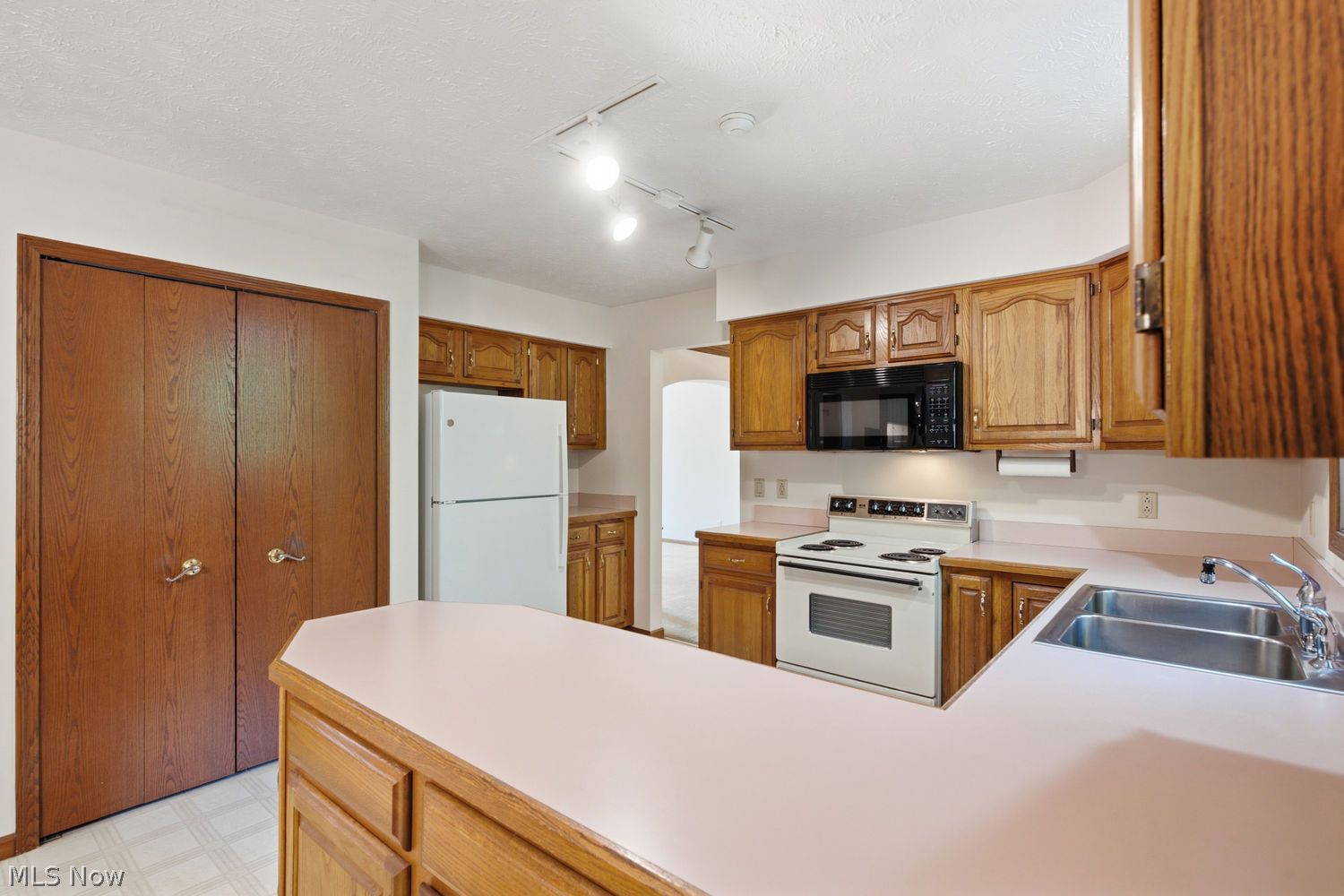 14812 Lancelot Lane W North Royalton OH 44133
