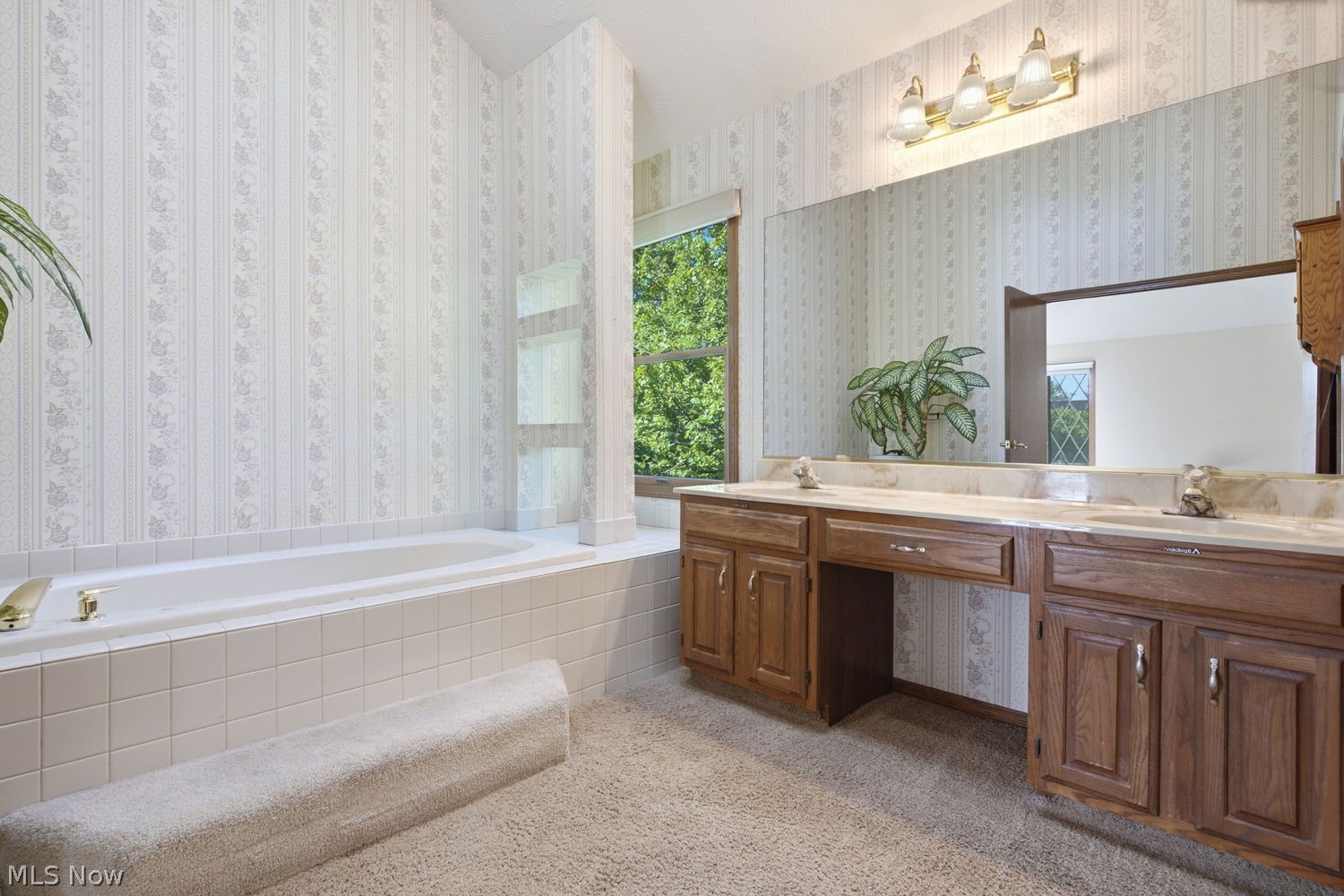 14812 Lancelot Lane W North Royalton OH 44133