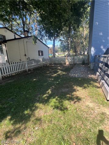 4611 Deopham Green Drive Youngstown OH 44515