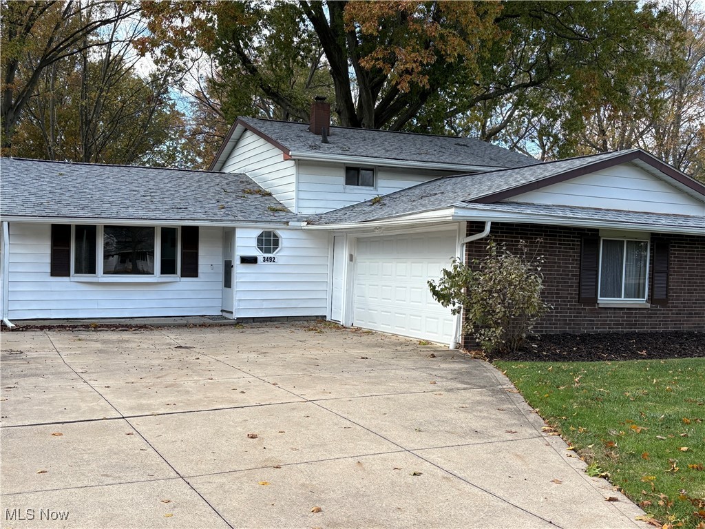 3492 Dawn Drive North Olmsted OH 44070