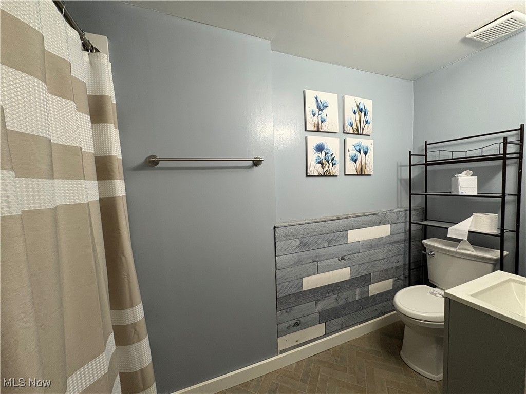 3492 Dawn Drive North Olmsted OH 44070