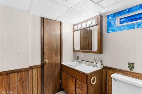 1340 E Boston Avenue Youngstown OH 44502