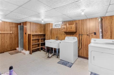 1340 E Boston Avenue Youngstown OH 44502