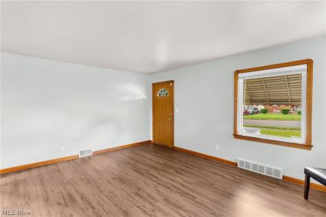 1340 E Boston Avenue Youngstown OH 44502