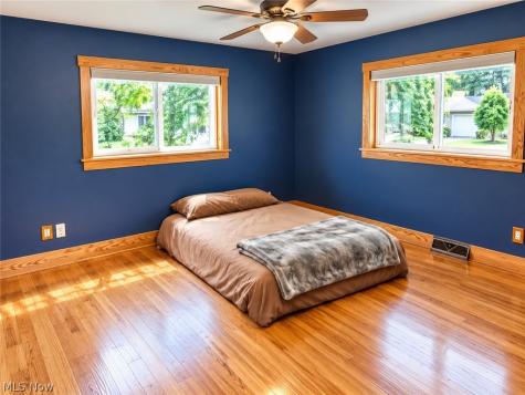 10869 Lafayette Drive Parma Heights OH 44130
