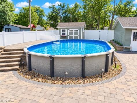 10869 Lafayette Drive Parma Heights OH 44130