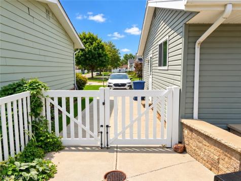 10869 Lafayette Drive Parma Heights OH 44130