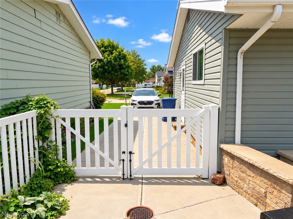 10869 Lafayette Drive Parma Heights OH 44130