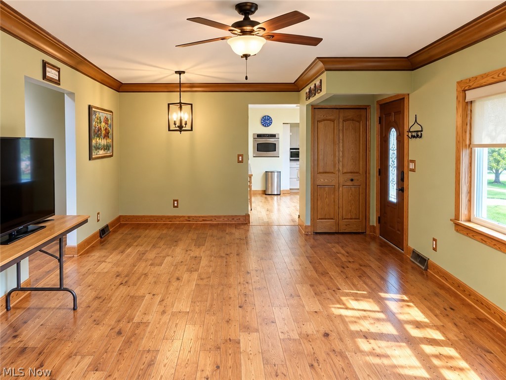 10869 Lafayette Drive Parma Heights OH 44130