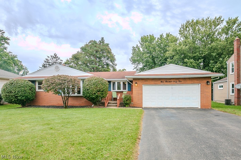 944 Larkridge Avenue Youngstown OH 44512