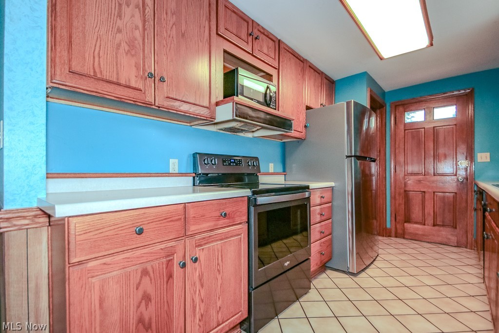 944 Larkridge Avenue Youngstown OH 44512