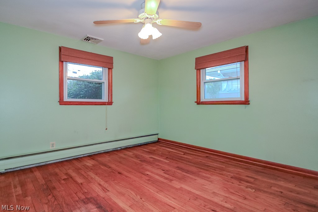 944 Larkridge Avenue Youngstown OH 44512