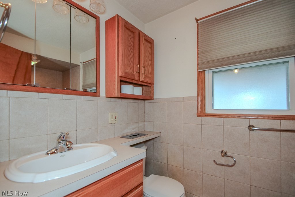 944 Larkridge Avenue Youngstown OH 44512