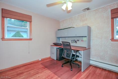 944 Larkridge Avenue Youngstown OH 44512
