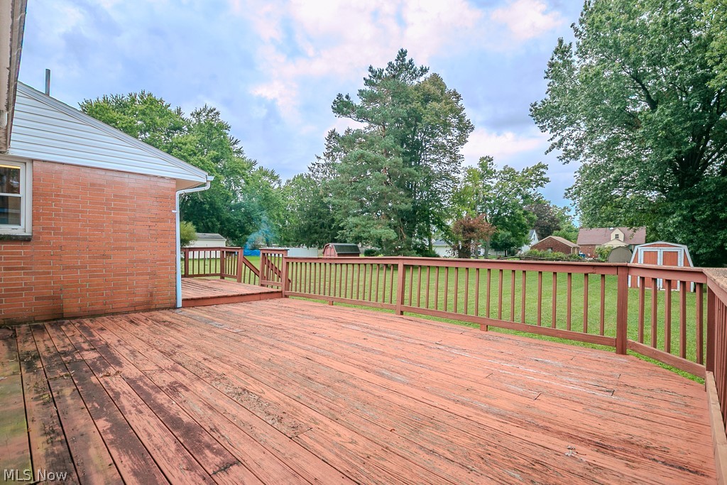 944 Larkridge Avenue Youngstown OH 44512