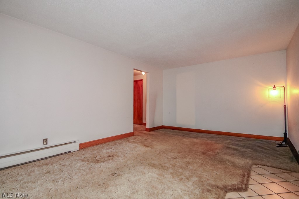 944 Larkridge Avenue Youngstown OH 44512