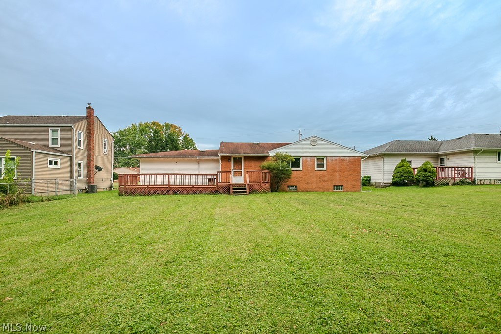 944 Larkridge Avenue Youngstown OH 44512