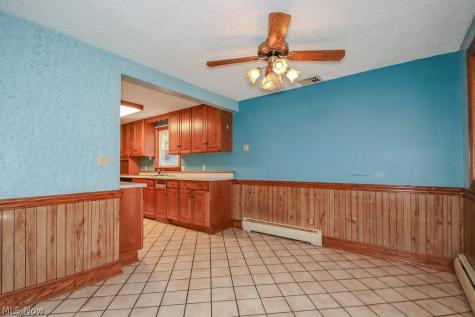 944 Larkridge Avenue Youngstown OH 44512