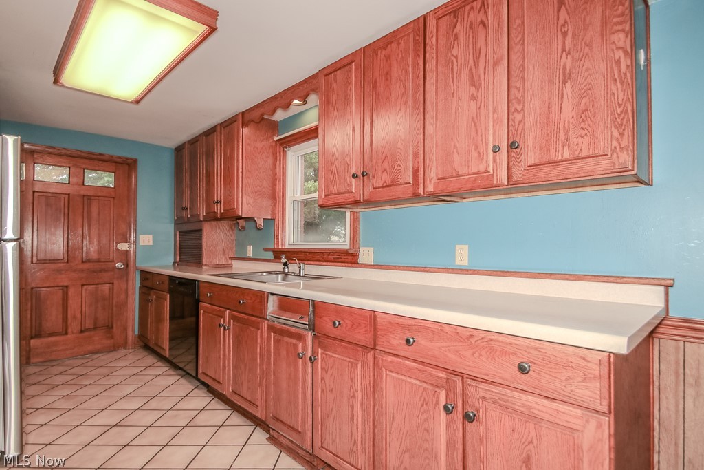 944 Larkridge Avenue Youngstown OH 44512