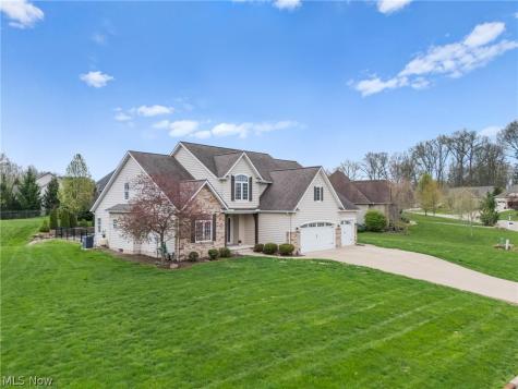8888 Scotsbury Street NW Massillon OH 44646