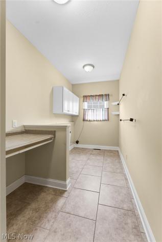 8888 Scotsbury Street NW Massillon OH 44646