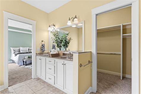 8888 Scotsbury Street NW Massillon OH 44646