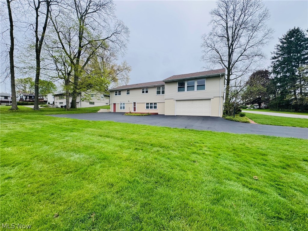7662 Elmland Avenue Poland OH 44514