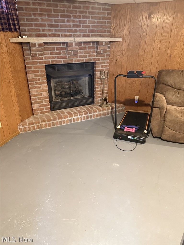 1615 Orange Street Coshocton OH 43812