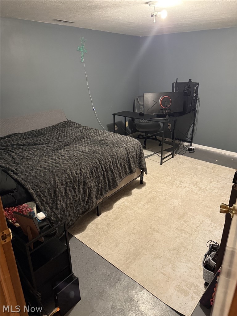 1615 Orange Street Coshocton OH 43812