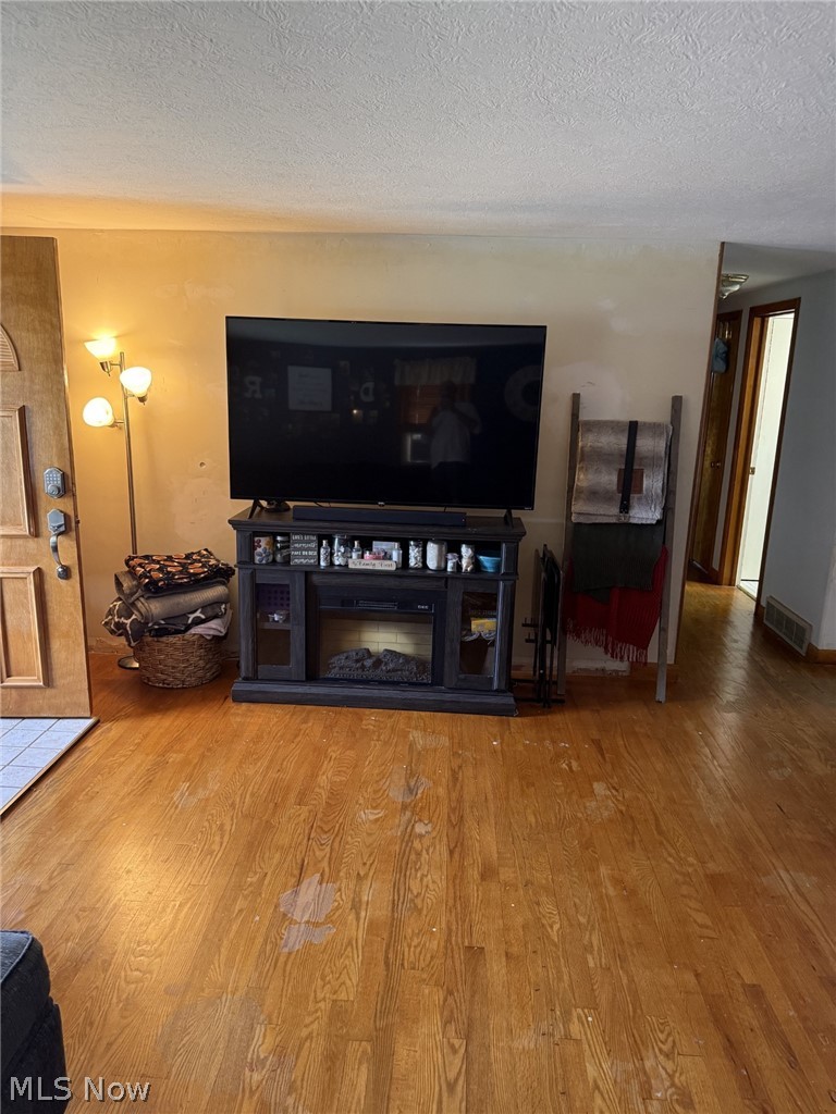 1615 Orange Street Coshocton OH 43812