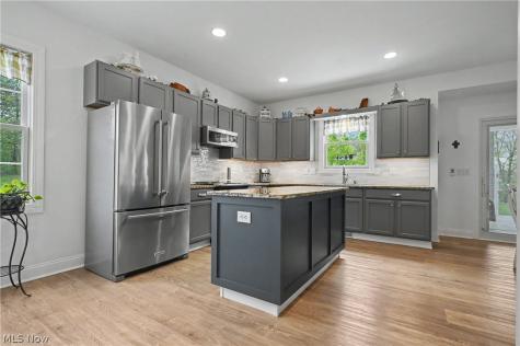 120 Boulder Boulevard Peninsula OH 44264