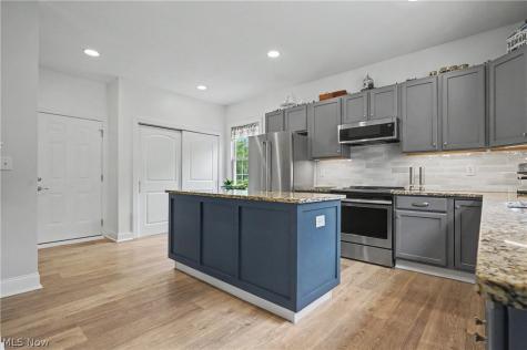 120 Boulder Boulevard Peninsula OH 44264