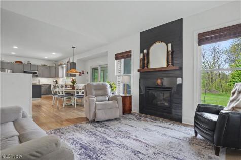 120 Boulder Boulevard Peninsula OH 44264