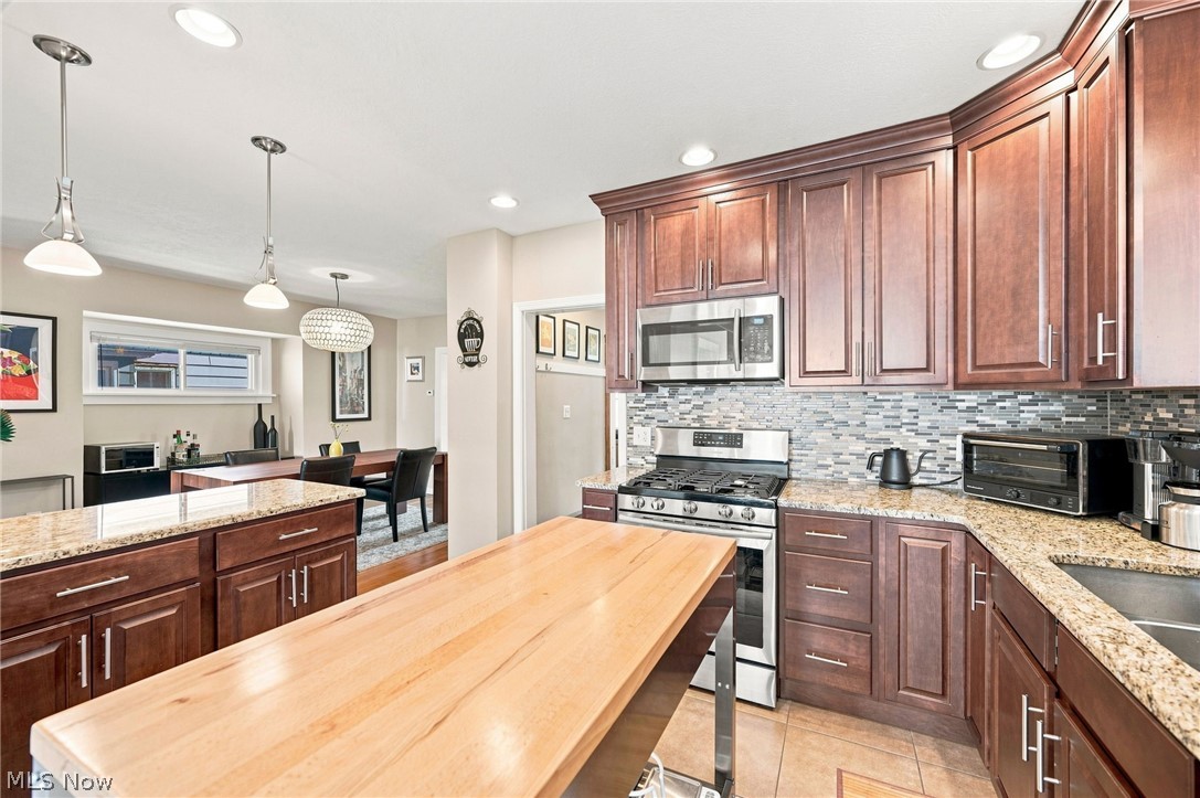 1626 Wagar Avenue Lakewood OH 44107