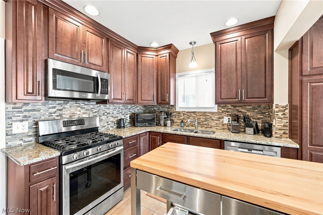 1626 Wagar Avenue Lakewood OH 44107