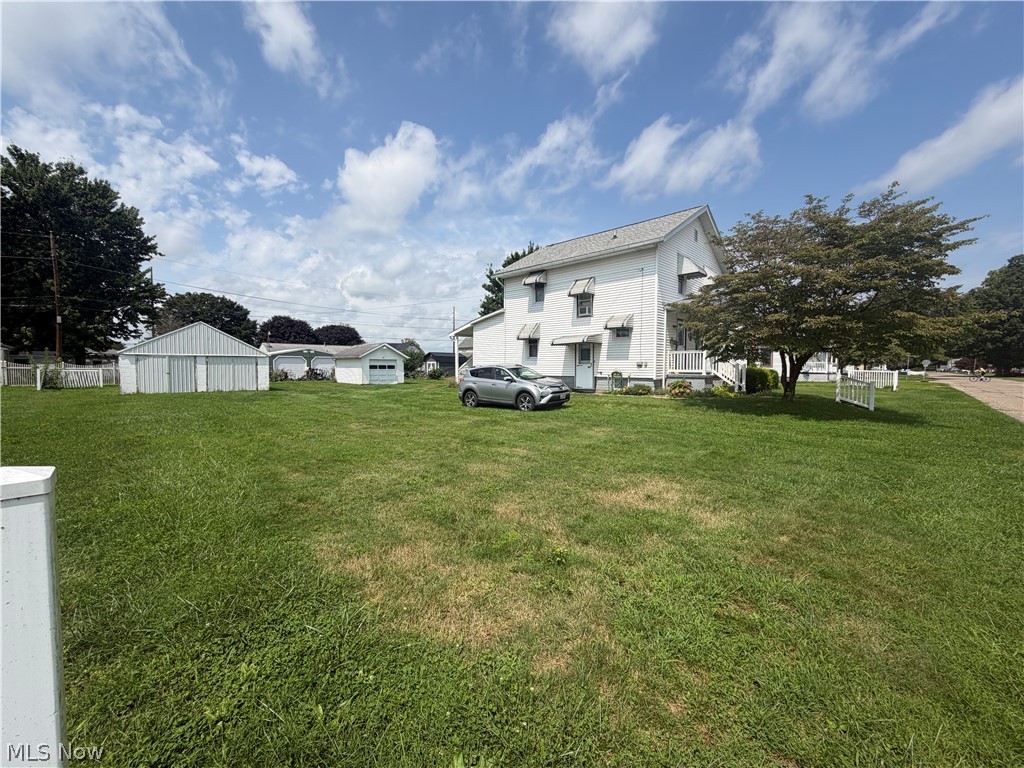 514 Barnett Avenue Newcomerstown OH 43832
