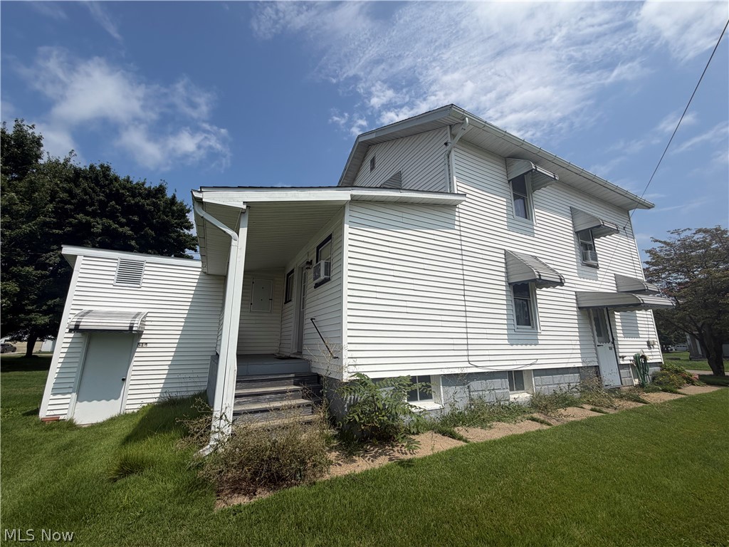 514 Barnett Avenue Newcomerstown OH 43832