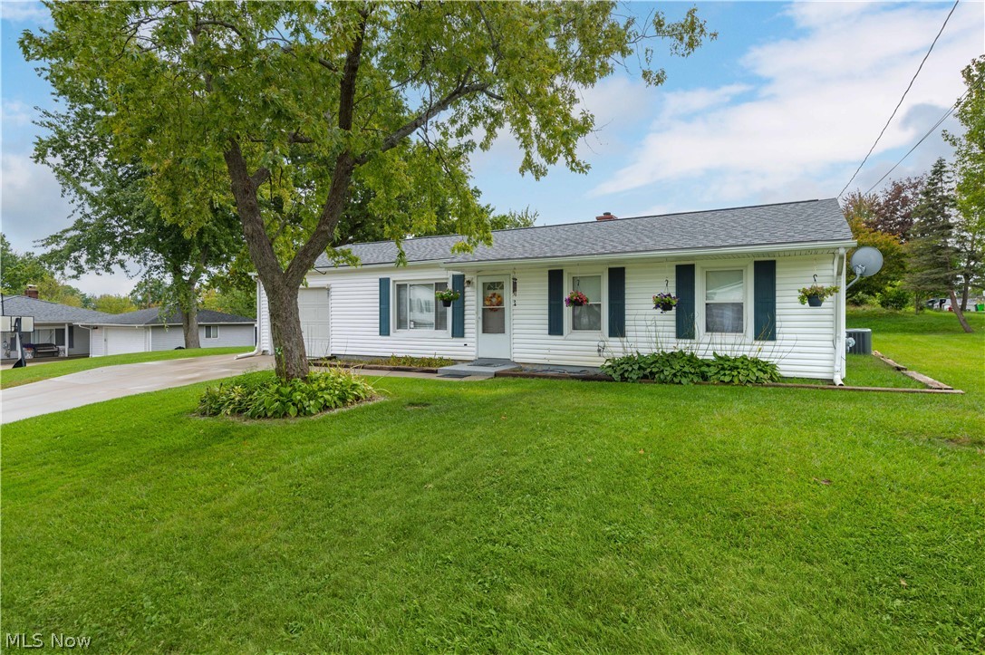 2772 Serra Vista Drive Stow OH 44224