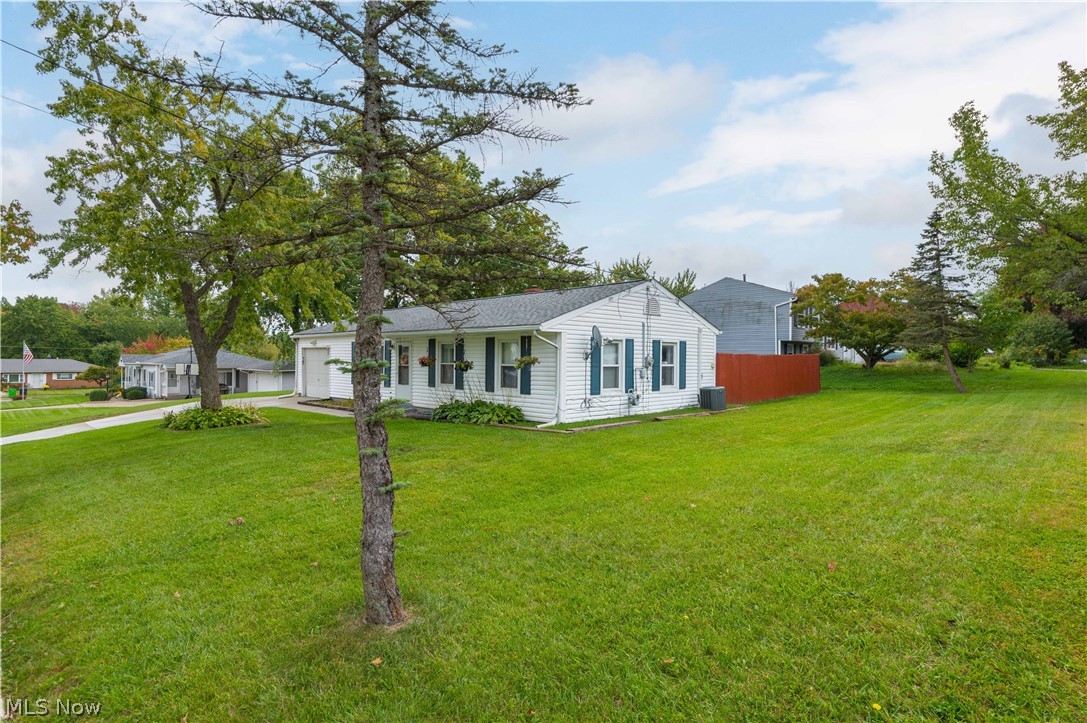 2772 Serra Vista Drive Stow OH 44224