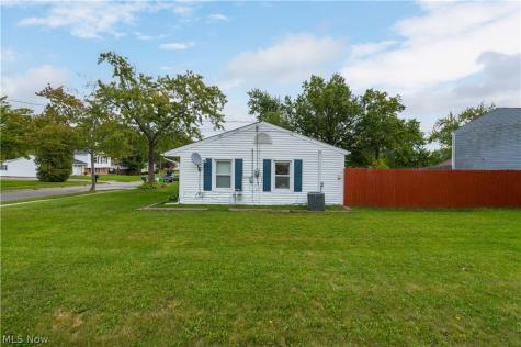 2772 Serra Vista Drive Stow OH 44224