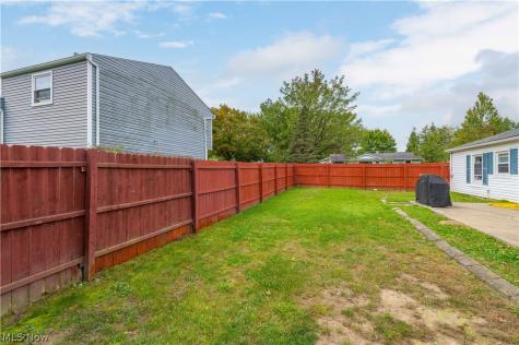 2772 Serra Vista Drive Stow OH 44224
