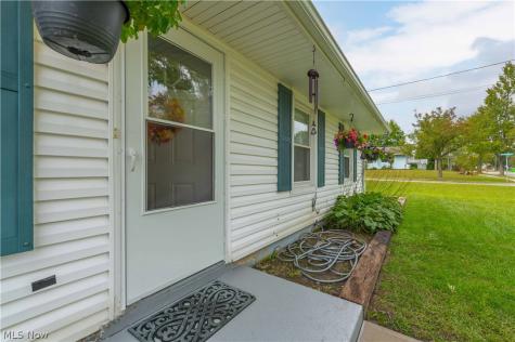 2772 Serra Vista Drive Stow OH 44224