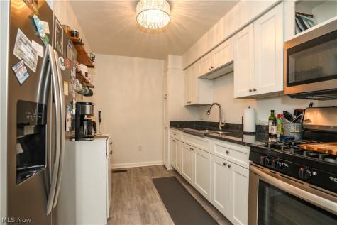 748 Cedar Avenue Ravenna OH 44266
